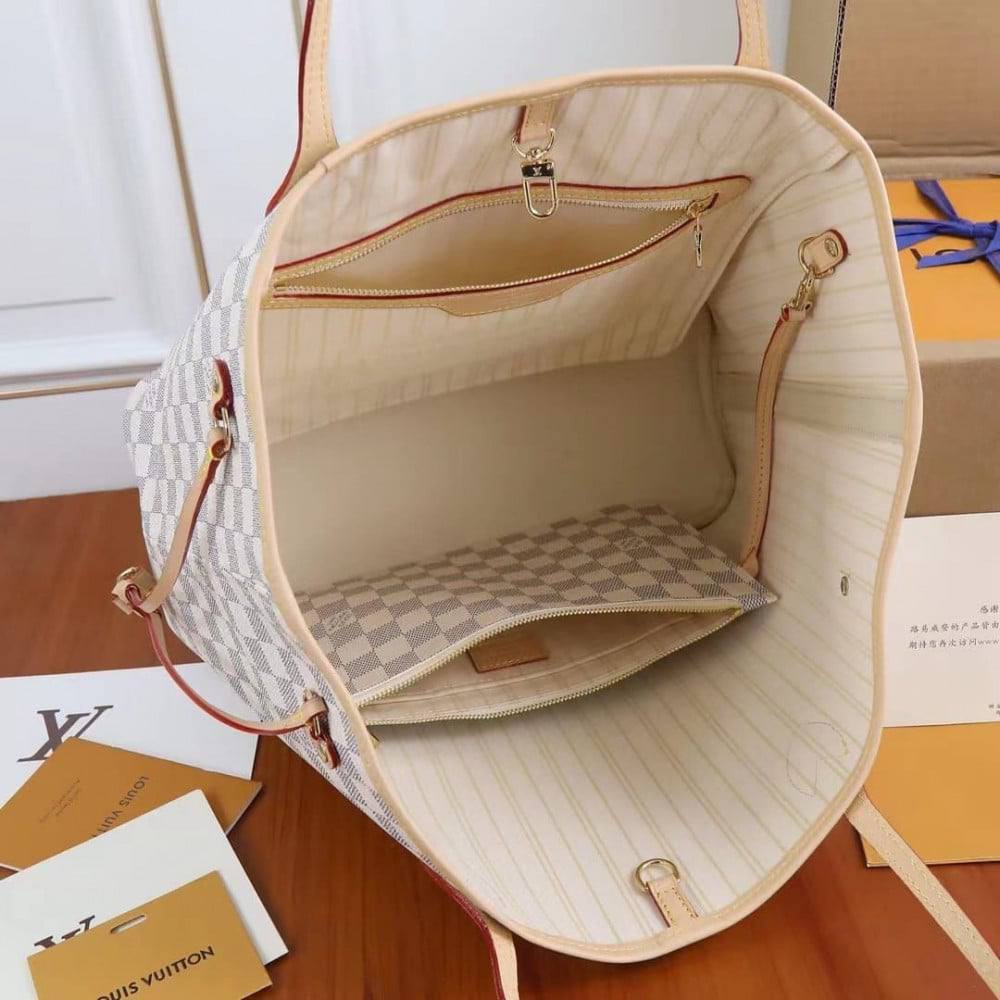 Louis Vuitton Neverfull GM in Monogram Canvas