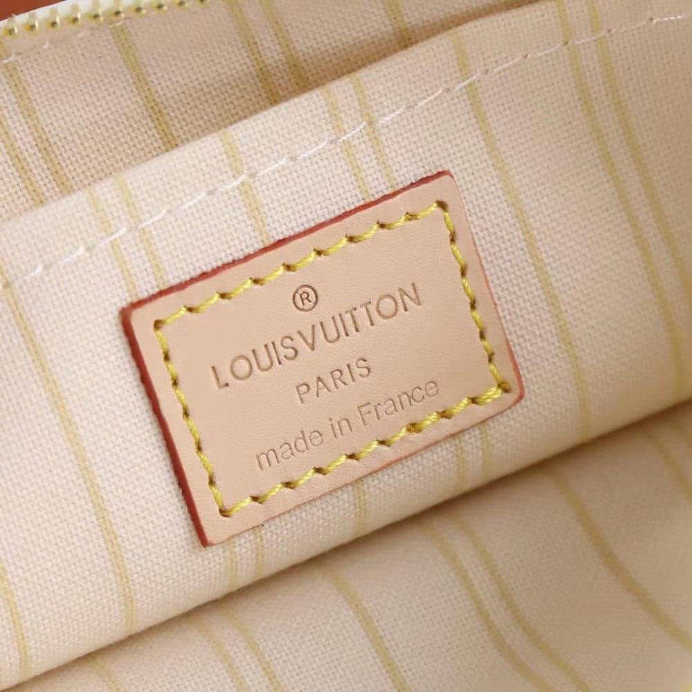 Louis Vuitton Neverfull GM in Monogram Canvas