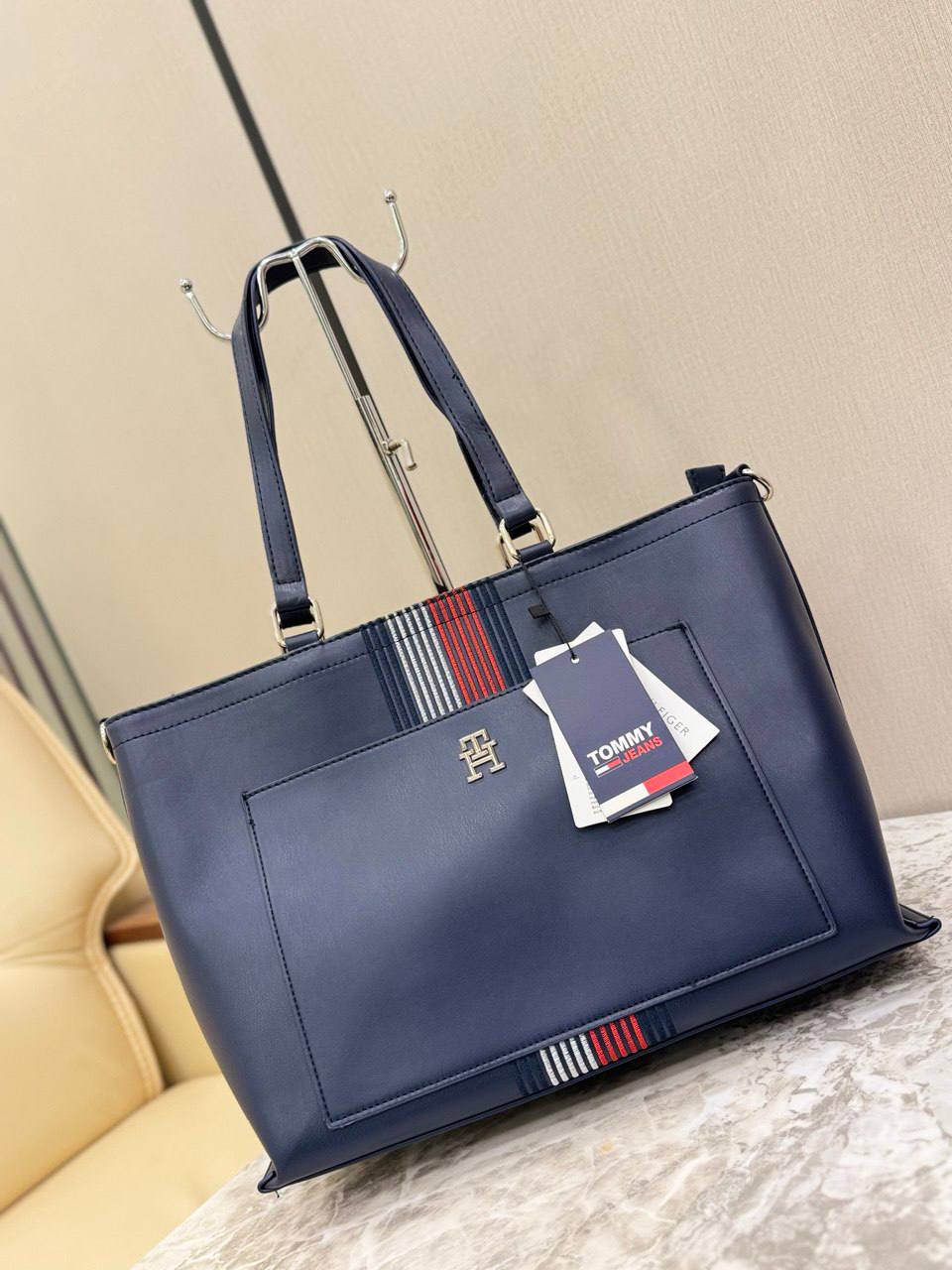 Tommy Hilfiger Tote Bag