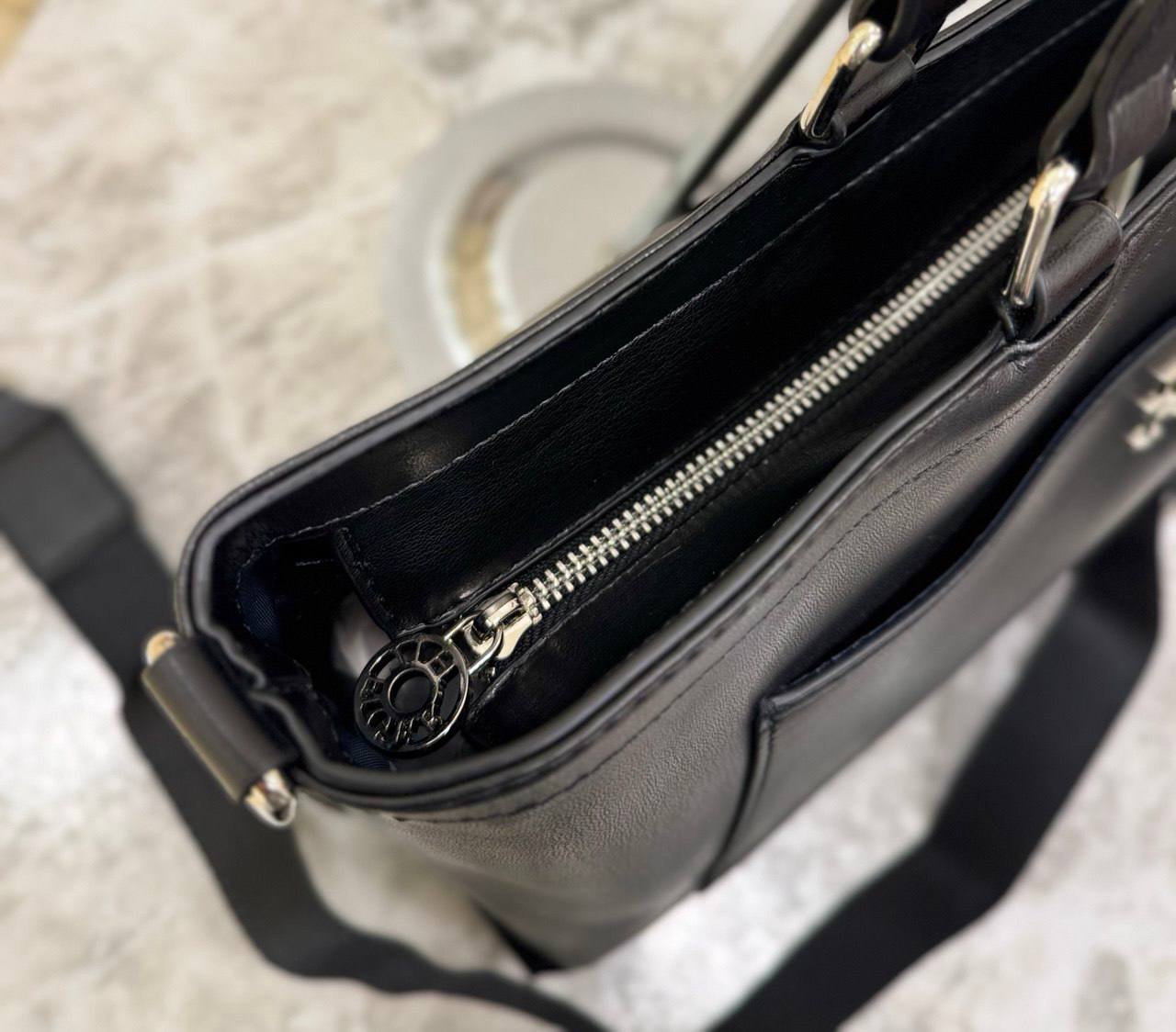 Tommy Hilfiger Tote Bag