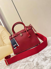 Tommy Hilfiger The American Icon Leather Tote Bag