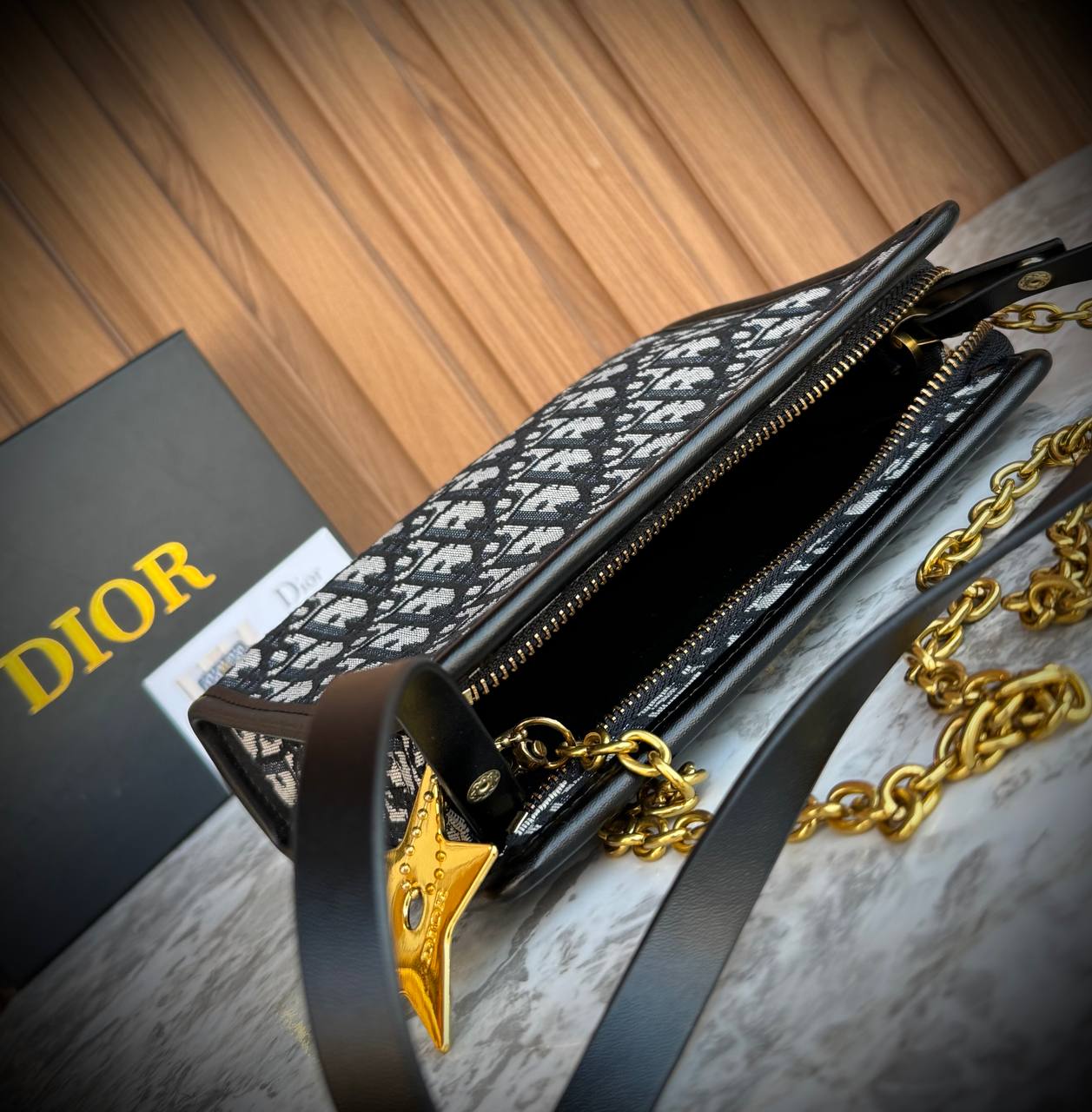 Dior Oblique Jacquard 30 Montaigne Clutch