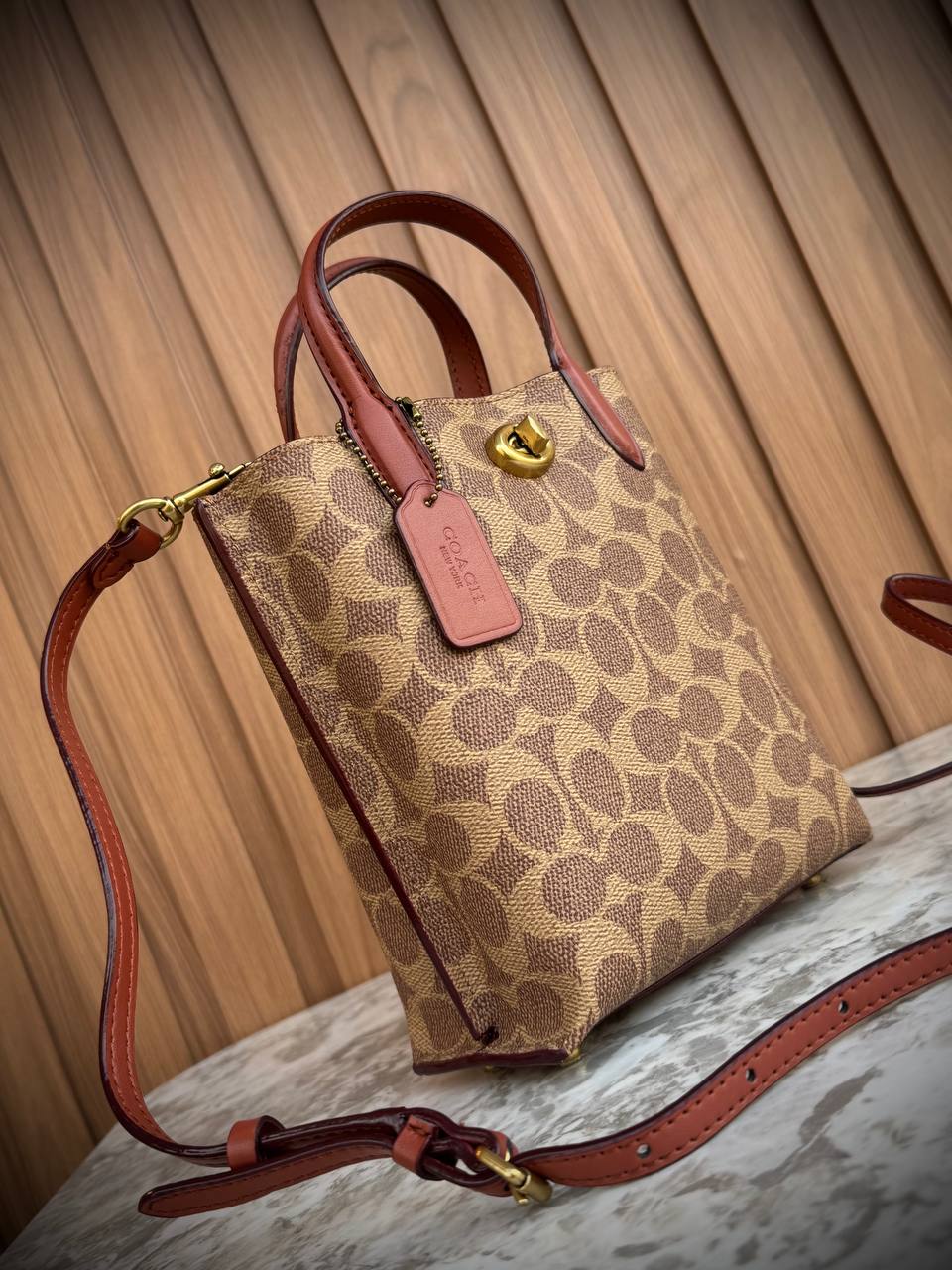 Coach Willow Tote 16 in Signature Canvas