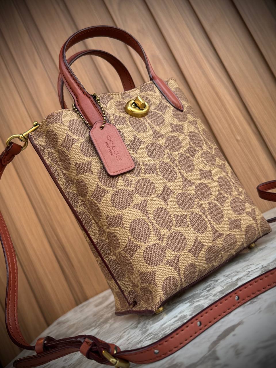 Coach Willow Tote 16 in Signature Canvas