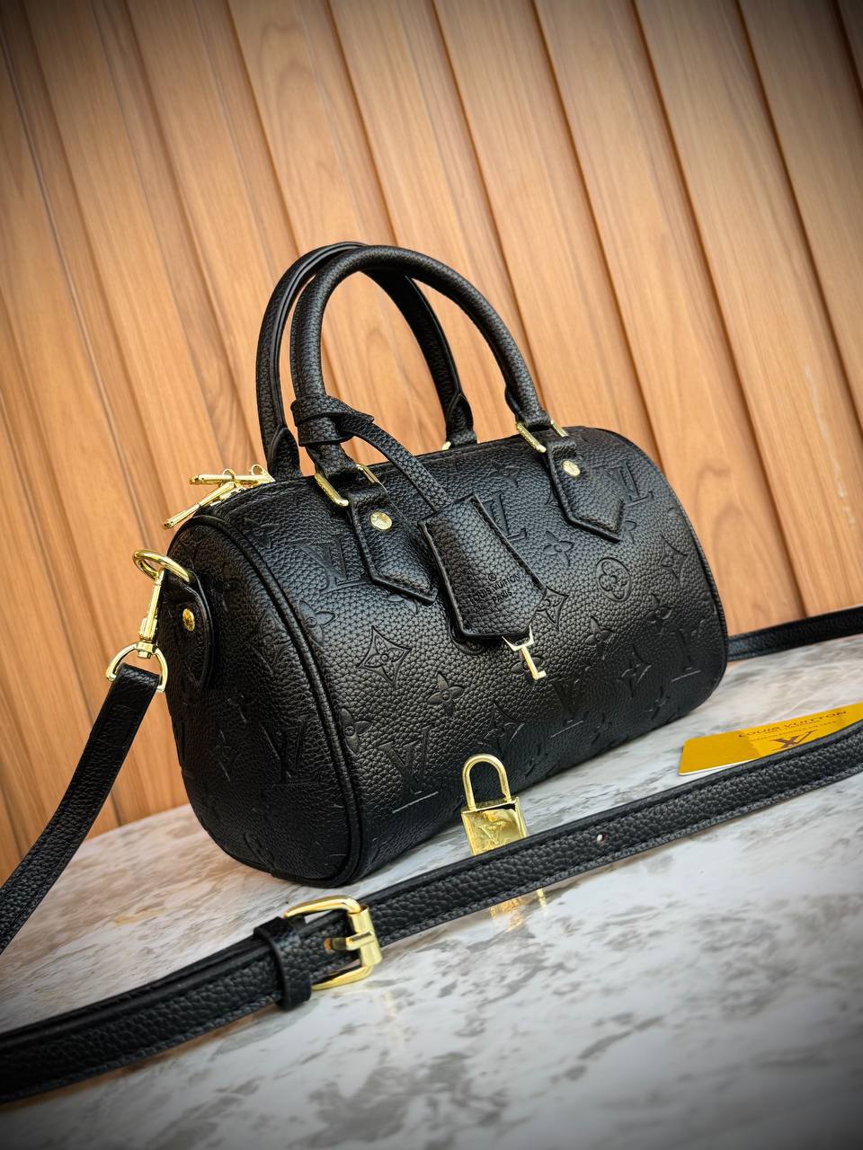 Louis Vuitton Speedy Bandoulière 22 in Monogram Empreinte Leather