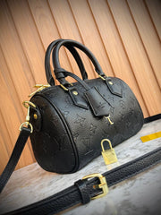 Louis Vuitton Speedy Bandoulière 22 in Monogram Empreinte Leather
