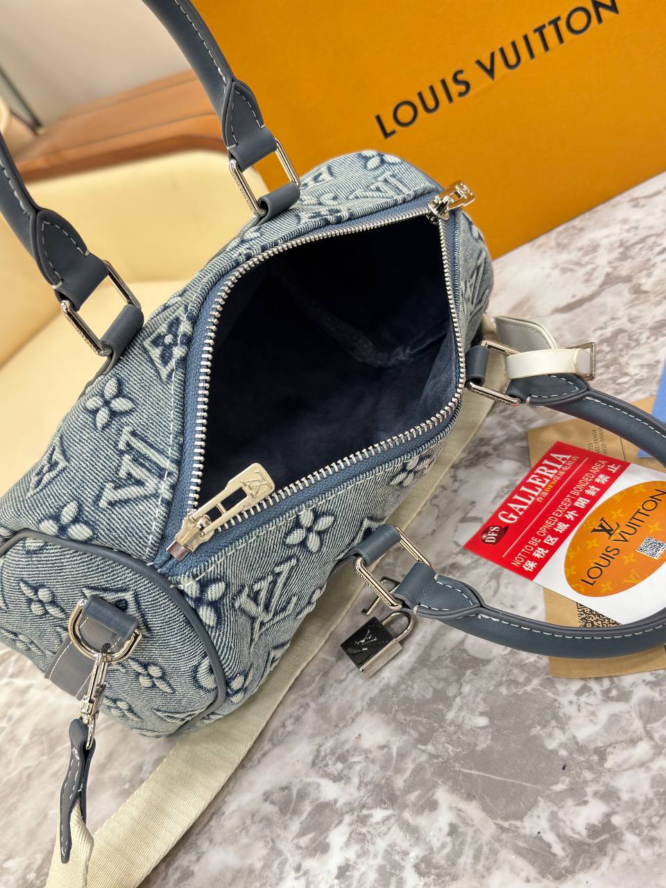 Louis Vuitton Speedy Bandoulière 25 in Jacquard Denim
